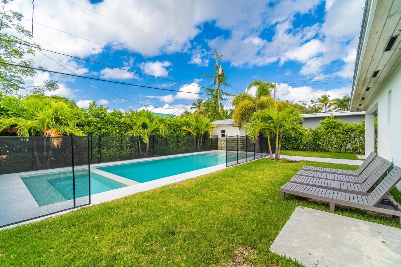 Appartement Luxury House 4 Beds Heated Pool W Jaccuzzi à North Bay Village Extérieur photo
