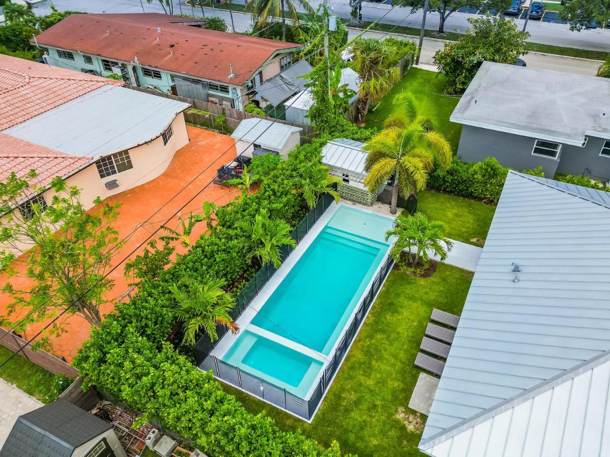 Appartement Luxury House 4 Beds Heated Pool W Jaccuzzi à North Bay Village Extérieur photo